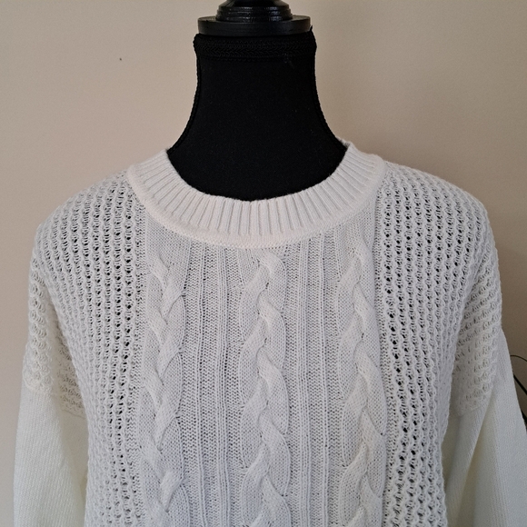 Banana Republic Cream Sweater Womens Medium Cable Knit Crewneck - Picture 6 of 12